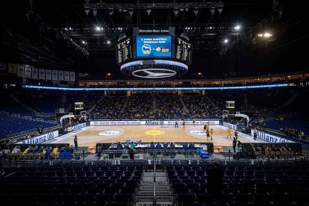 Basketball Berlin 15 04 2022 season 2021 2022 2 Bundesliga women women 2 DBBL promotion round Alba Berlin Rhein Main Baskets mercedes Benz Arena sports venue