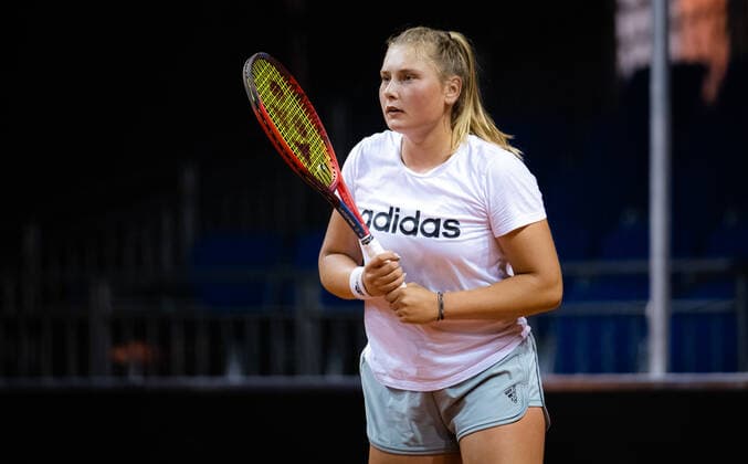 April 15, 2022, STUTTGART, GERMANY: Nastasja Schunk of Germany during practice at the 2022 Porsche Tennis Grand Prix WTA, Tennis Damen 500 tennis tournament STUTTGART GERMANY - ZUMAa181 20220415_zaa_a181_006 Copyright: xRobxPrangex