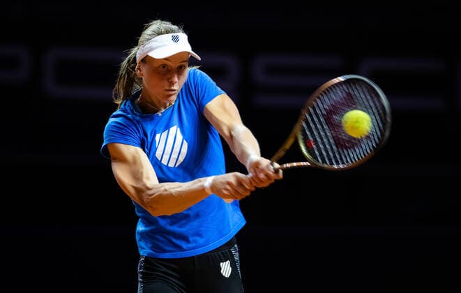April 15, 2022, STUTTGART, GERMANY: Liudmila Samsonova of Russia during practice at the 2022 Porsche Tennis Grand Prix WTA, Tennis Damen 500 tennis tournament STUTTGART GERMANY - ZUMAa181 20220415_zaa_a181_020 Copyright: xRobxPrangex