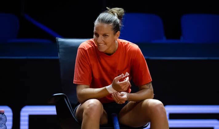 April 15, 2022, STUTTGART, GERMANY: Karolina Pliskova of the Czech Republic during practice at the 2022 Porsche Tennis Grand Prix WTA, Tennis Damen 500 tennis tournament STUTTGART GERMANY - ZUMAa181 20220415_zaa_a181_037 Copyright: xRobxPrangex
