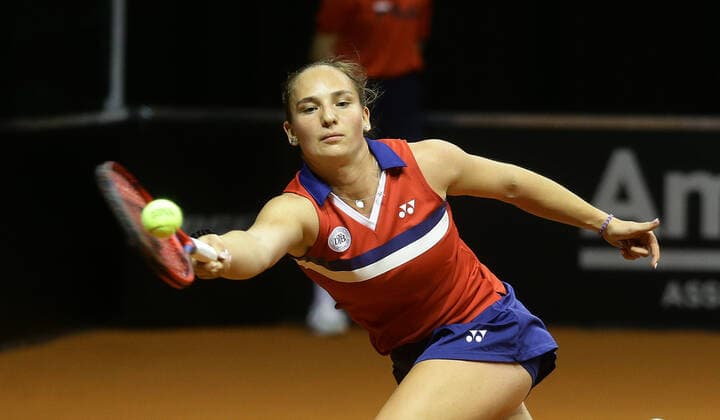 Stuttgart , Porsche Tennis Grand Prix , Qualification , Mara Guth GER