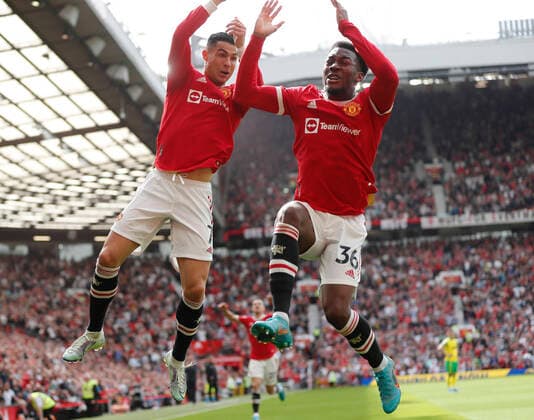 Sport Themen der Woche KW15 Sport Bilder des Tages Manchester United, ManU v Norwich City Premier League Cristiano Ronaldo of Manchester United celebrates scoring his side?s 1st goal during the Premier League match at Old Trafford, Manchester Content Not Available For UK Newspapers Copyright: xPaulxChestertonx FIL-16801-0058 UK Newspapers OUT