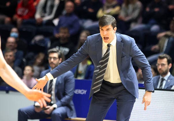 Head coach Miguel Angel Zapata Hamburg Towers