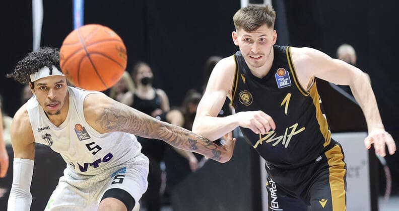 Caleb Homesley Hamburg Towers , David Kraemer Basketball Loewen Braunschweig