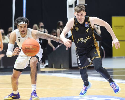 Caleb Homesley Hamburg Towers , David Kraemer Basketball Loewen Braunschweig