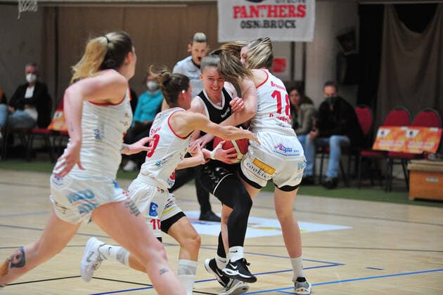 Basketball DBBL Play GiroLive Panthers Osnabrück Rheinland Lions on 16 04 2022 at the home of panthers in Osnabrück Jienke de Leyn Cologne in a duel with Jenny Strozyk Osnabrück and Merit Brennecke Osnabrück BK