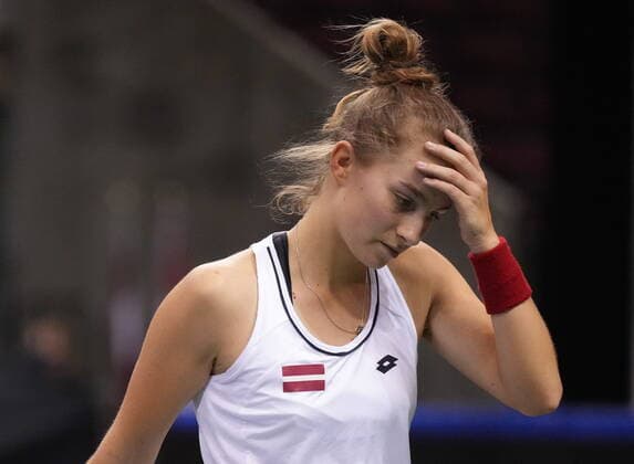 April 16, 2022, VANCOUVER, BC, CANADA: Latvia s Daniela Vismane reacts after losing a point to Canada s Leylah Annie Fernandez during a Billie Jean King Cup qualifier singles tennis match, in Vancouver, on Saturday, April 16, 2022. Canada News - April 16, 2022  - ZUMAc35_ 20220416_zaf_c35_127 Copyright: xDarrylxDyckx