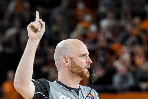 GER, BBL, ratiopharm Ulm vs MLP Academics Heidelberg 12 04 2022, ratiopharm arena, New Ulm, GER, BBL, ratiopharm Ulm vs MLP Academics Heidelberg, in picture referee Benjamin Barth nordphotoxGmbHx xHafner nph00200
