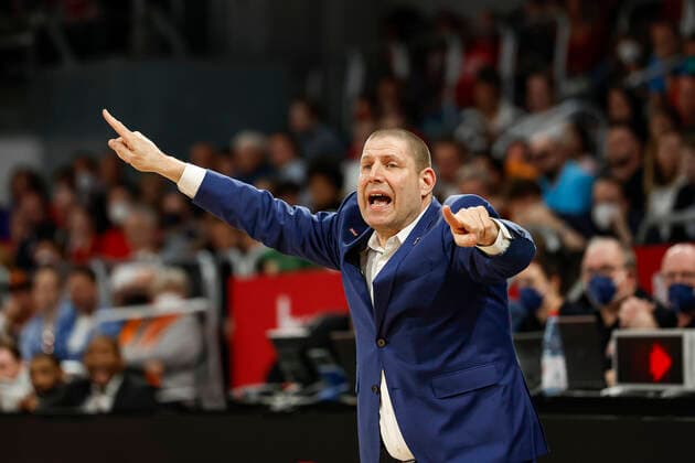 Head coach Oren Amiel Brose Bamberg Brose Bamberg ratiopharm Ulm easyCredit BBL Basketball Bundesliga Season 2021 22 Matchday 31, 17 04 2022 Bamberg, Brose Arena Photo Daniel Löb Loeb Copyright: DanielxLöb