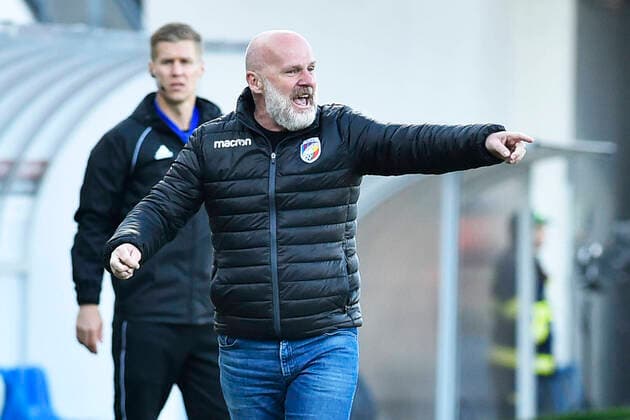 29. kolo prvni fotbalove ligy: Viktoria Plzen - Banik Ostrava, 17. dubna 2022 v Plzni. Trener Plzne Michal Bilek. CTKPhotoP2022041705307  cha011