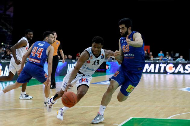 17 04 2022, easyCredit Basketball Bundesliga, BBL, season 2021 2022, men, Syntainics MBC Chemnitz Niners Eric Washington, Niners Chemnitz, Behnam Yakhchali, Syntainics MBC Leipzig QUARTERBACK Real Estate ARENA Saxony Germany