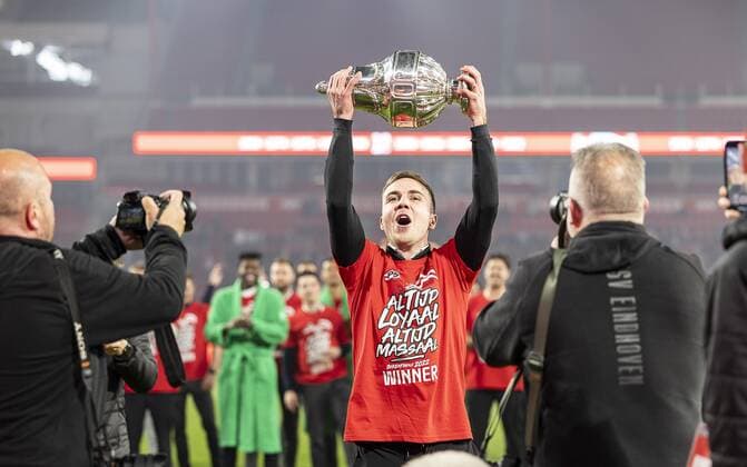 Sport Themen der Woche KW15 Sport Bilder des Tages EINDHOVEN, Tribute PSV Players, 17-04-2022. Tribute of PSV Players after winning the dutch cup in Philips stadium Tribute PSV Players  x16203299x Copyright: