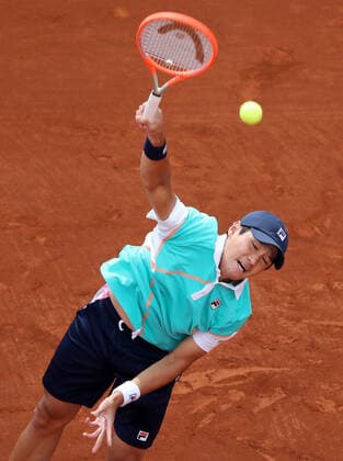 Barcelona Open Banc Sabadell 2022 Soonwoo Kwon during the match against Benoit Paire, corresponding to the Barcelona Open Banc Sabadell tennis tournament, 69th Conde de Godo Trophy, in Barcelona, on 18th April 2022. Barcelona Barcelona Spain  Copyright: xUrbanandsportx originalFilename:urbanandsport-barcelon220418_np0O6.jpg