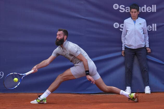 ESP: Barcelona Open Banc, Condfe de Godo Trophy Benoit Paire during the match of Barcelona Open Banc Sabadell, Conde de Godo Trophy between Soonwooi Kwon and Benoit Pairee played at Real Club de Tenis Barccelona on April 18, 2022 in Barcelona, Spain. kpmg Copyright: xBaguxBlancox xxPRESSINPHOTOtx DSC09510