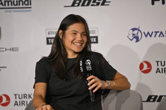 Emma Raducanu GBR in interview microphone logo tennis ladies Porsche Cup Porsche Tennis Grand Prix GP Stuttgart 2022 Porsche Arena 18 04 2022 DFL REGULATIONS PROHIBIT ANY USE OF PHOTOGRAPHS AS IMAGE SEQUENCES AND OR QUASI VIDEO Porsche Tennis Grand Prix GP Stuttgart 2022
