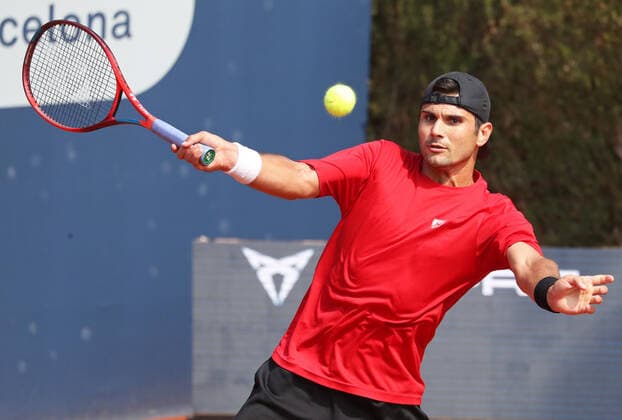 Barcelona Open Banc Sabadell Marcos Giron during the match against Federico Coria, corresponding to the Barcelona Open Banc Sabadell tennis tournament, 69th Conde de Godo Trophy, in Barcelona, on 18th April 2022. Barcelona Barcelona Spain  Copyright: xUrbanandsportx originalFilename:urbanandsport-barcelon220418_np9Qa.jpg