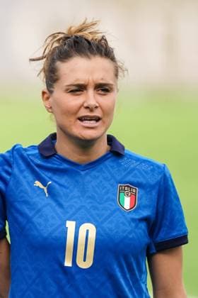 Thun, Switzerland, April 12th 2022: Cristiana Girelli (10 Italy) standing (portrait headshot close up) during the national anthem prior to the Womens World Cup Qualifier football match between Switzerland and Italy at Stockhorn Arena in Thun, Switzerland. Daniela Porcelli SPP Switzerland v Italy - World Cup Qualifier - Stockhorn Arena 