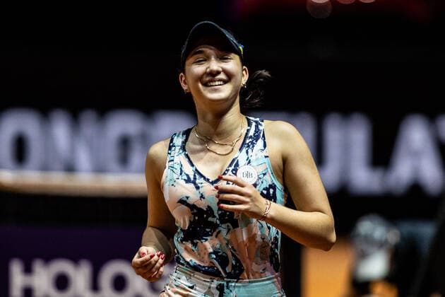 Eva Lys Germany, Germany A happy Eva Lys wins the match against Viktorija Golubic Tennis Women Porsche Cup Porsche Tennis Grand Prix GP Stuttgart 2022 Porsche Arena 19 04 2022 Porsche Tennis Grand Prix Stuttgart 2022, 19 04 2022 Stuttgart, Germany. Copyright: xEibner-Pressefoto RogerxBuerkex EP_EER