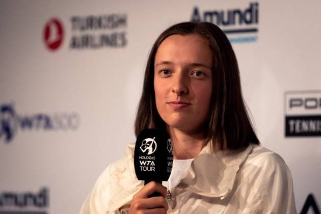 Stuttgart, Germany, April 19th 2022: World Number 1 Iga Swiatek of Poland speaks to the media ahead of her 1st Round match at the 2022 Porsche Tennis Grand Prix at the Porsche Arena in Stuttgart, Germany Dan O Connor SPP 2022 Porsche Tennis Grand Prix - All-Access Hour with Iga Swiatek - Porsche Arena 