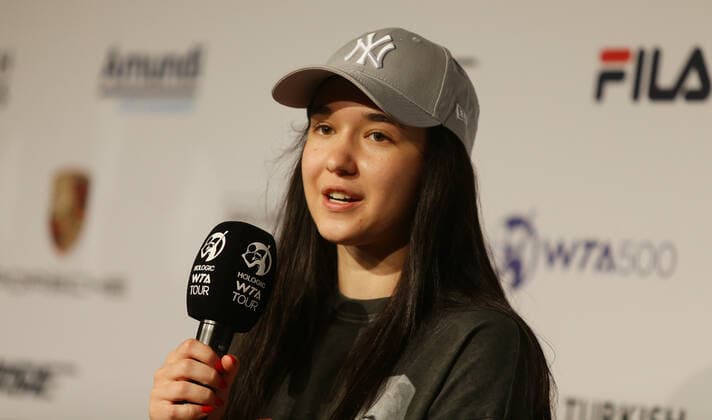 Stuttgart , Porsche Tennis Grand Prix , Eva Lys GER