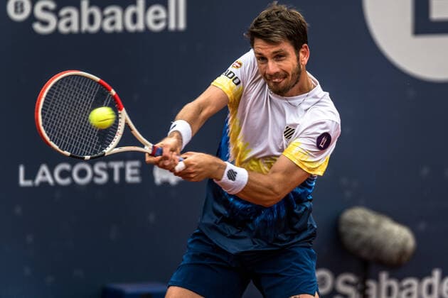 April 19, 2022, Barcelona, Catalonia, Spain: CAMERON NORRIE (GBR) returns the ball to Egor Gerasimov (BLR) during round 2 of the Barcelona Open Banc Sabadell 2022. Barcelona Spain - ZUMAo105 20220419_zap_o105_049 Copyright: xMatthiasxOesterlex
