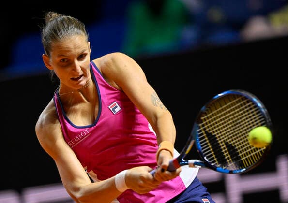Karolina Pliskova CZE Action Tennis Women Porsche Cup Porsche Tennis Grand Prix GP Stuttgart 2022 Porsche Arena 20 04 2022 DFL REGULATES PROHIBIT ANY USE OF PHOTOGRAPHS AS IMAGE SEQUENCES AND OR QUASI VIDEO Porsche Tennis Grand Prix GP Stuttgart 2022