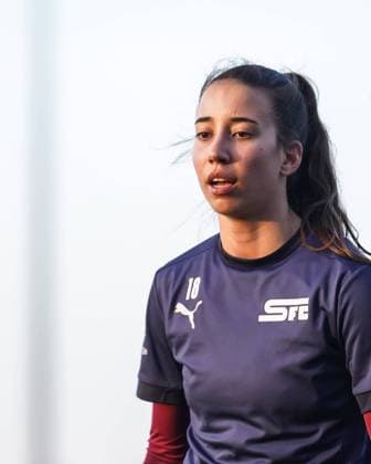 20 04 2022, Niederhasli, GC Campus, AXA Women s Super League Grasshopper Club Zurich Servette FC Chenois Feminin, Maria Francisca Cardoso 18 Servette during warm up Niederhasli GC Campus Zurich Switzerland  Copyright: xJustPictures.ch DanielaxPorcellix