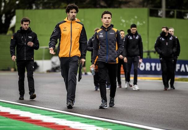 IMOLA Lando Norris McLaren walks the track of the Autodromo Enzo e Dino Ferrari in Imola ahead of the Emilia Romagna F1 Grand Prix REMKO DE WAAL GP Emilia Romagna 2022 2022 xVIxANPxSportx xxANPxIVx 447395627 originalFilename: 447395627.jpg