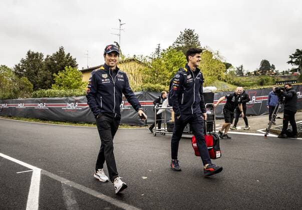 2022 04 21 13 21 51 IMOLA Sergio Perez Oracle Red Bull Racing arriving at the Autodromo Enzo e Dino Ferrari in Imola ahead of the Emilia Romagna F1 Grand Prix REMKO DE WAAL netherlands out belgium out Imola xVIxxIVx 447395616 originalFilename: 0156526798st.jpg