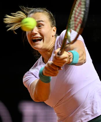 Aryna Sabalenka BLR Action Tennis Women Porsche Cup Porsche Tennis Grand Prix GP Stuttgart 2022 Porsche Arena 21 04 2022 DFL REGULATES PROHIBIT ANY USE OF PHOTOGRAPHS AS IMAGE SEQUENCES AND OR QUASI VIDEO Porsche Tennis Grand Prix GP Stuttgart 2022