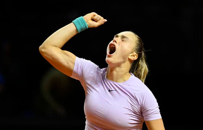 Aryna Sabalenka BLR jubilation joy emotion tennis ladies Porsche Cup Porsche Tennis Grand Prix GP Stuttgart 2022 Porsche Arena 21 04 2022 DFL REGULATIONS PROHIBIT ANY USE OF PHOTOGRAPHS AS IMAGE SEQUENCES AND OR QUASI VIDEO Porsche Tennis Grand Prix GP Stuttgart 2022, final cheers, joy, happiness, jubilation