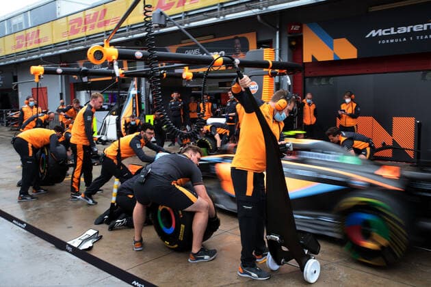 McLaren, Pit Stop Training ITA, Formula 1 Grand Prix Emilia Romagna, Imola, 21 04 2022 ITA, Formula 1 Grand Prix Emilia Romagna, Imola, 21 04 2022 Copyright: xFoto:xEIBNER ThomasxFuesslerx EP_tfr