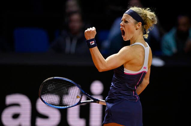 Laura Siegemund GER cheer joy emotion gesture gesture tennis ladies Porsche Cup Porsche Tennis Grand Prix GP Stuttgart 2022 Porsche Arena 21 04 2022 DFL REGULATIONS PROHIBIT ANY USE OF PHOTOGRAPHS AS IMAGE SEQUENCES AND OR QUASI VIDEO Porsche Tennis Grand Prix GP Stuttgart 2022