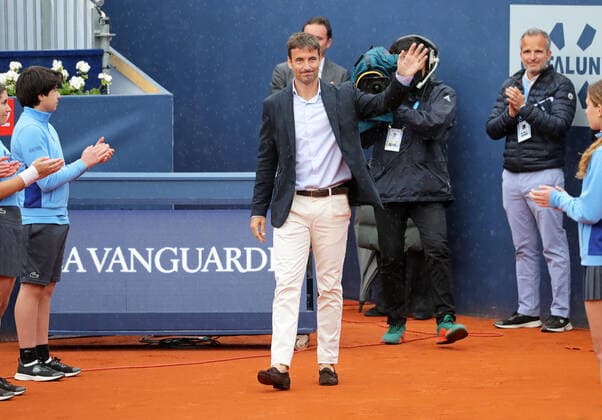 Barcelona Open Banc Sabadell 2022 - Day Four Tribute to Tommy Robredo upon retiring from active tennis after being eliminated by Bernabe Zapata on the first day of the Barcelona Open Banc Sabadell, in Barcelona, on 20th April 2022. Barcelona Barcelona Spain  Copyright: xUrbanandsportx originalFilename:urbanandsport-tributet220420_npYPn.jpg