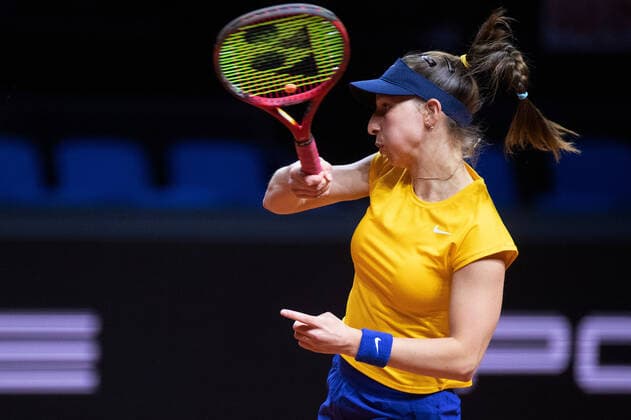 Tamara Korpatsch GER Germany, Stuttgart, 21 04 2022, Tennis, Porsche Tennis Grand Prix, 2022, Round 2, T Korpatsch GER E Raducanu GBR , Porsche Arena Foto A2 Bildagentur Peter Hartenfelser