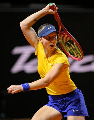 Tamara Korpatsch GER Action Tennis Women Porsche Cup Porsche Tennis Grand Prix GP Stuttgart 2022 Porsche Arena 21 04 2022 DFL REGULATIONS PROHIBIT ANY USE OF PHOTOGRAPHS AS IMAGE SEQUENCES AND OR QUASI VIDEO Porsche Tennis Grand Prix GP Stuttgart 2022