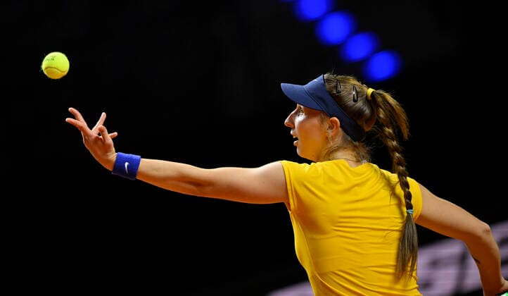 Tamara Korpatsch GER Action Serve Tennis Women Porsche Cup Porsche Tennis Grand Prix GP Stuttgart 2022 Porsche Arena 21 04 2022 DFL REGULATES PROHIBIT ANY USE OF PHOTOGRAPHS AS IMAGE SEQUENCES AND OR QUASI VIDEO Porsche Tennis Grand Prix GP Stuttgart 2022