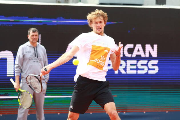 Alexander Zverev, and his coach during training tennis opener PK and unveiling BMW winning car BMW Open by American Express 2022 22 04 2022 PHOTO Mladen Lackovic LakoPress