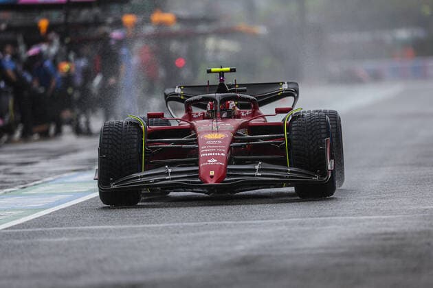 55 SAINZ Carlos (spa), Scuderia Ferrari F1-75, action during the Formula 1 Grand Premio del Made in Italy e dell Emilia-Romagna 2022, 4th round of the 2022 FIA Formula One World Championship, WM, Weltmeisterschaft on the Imola Circuit, from April 22 to 24, 2022 in Imola, Italy - F1 - EMILIA ROMAGNA GRAND PRIX 2022 DPPI Panoramic  00122010_G00D0199.JPG_