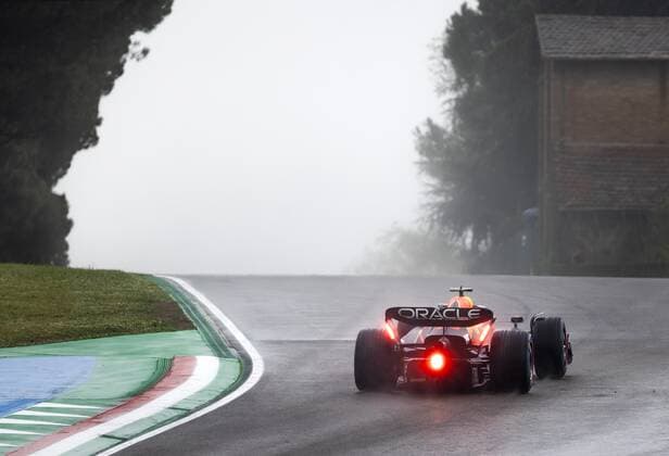 IMOLA Max Verstappen 1 with the Oracle Red Bull Racing RB18 Honda on track during practice 1 ahead of the Emilia Romagna F1 Grand Prix at Autodromo Enzo e Dino Ferrari on April 22, 2022 in Imola, Italy REMKO DE WAAL GP Emilia Romagna 2022 Practice 1 2022 xVIxANPxSportx xxANPxIVx 447441908 originalFilename: 447441908.jpg