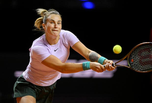 Aryna Sabalenka BLR Action Tennis Women Porsche Cup Porsche Tennis Grand Prix GP Stuttgart 2022 Porsche Arena 22 04 2022 DFL REGULATES PROHIBIT ANY USE OF PHOTOGRAPHS AS IMAGE SEQUENCES AND OR QUASI VIDEO Porsche Tennis Grand Prix GP Stuttgart 2022