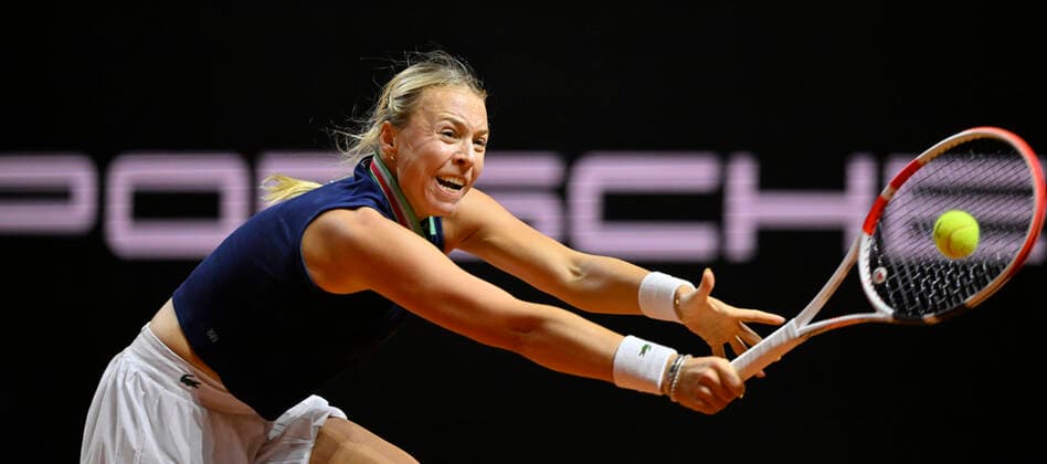 Anett Kontaveit EST Action Tennis Women Porsche Cup Porsche Tennis Grand Prix GP Stuttgart 2022 Porsche Arena 22 04 2022 DFL REGULATIONS PROHIBIT ANY USE OF PHOTOGRAPHS AS IMAGE SEQUENCES AND OR QUASI VIDEO Porsche Tennis Grand Prix GP Stuttgart 2022