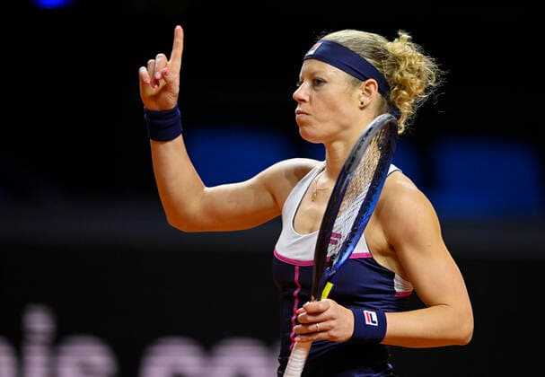Laura Siegemund GER cheer joy emotion gesture gesture tennis ladies Porsche Cup Porsche Tennis Grand Prix GP Stuttgart 2022 Porsche Arena 22 04 2022 DFL REGULATIONS PROHIBIT ANY USE OF PHOTOGRAPHS AS IMAGE SEQUENCES AND OR QUASI VIDEO Porsche Tennis Grand Prix GP Stuttgart 2022