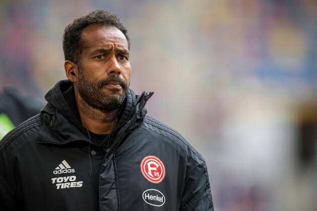 Soccer 2 Bundesliga, season 2021 2022, 31 matchday, Fortuna Düsseldorf Dynamo Dresden on 22 04 2022 at the Esprit Arena in Düsseldorf North Rhine Westphalia Düsseldorf s head coach Daniel Thioune half figure, facial expressions, DFL REGULATIONS PROHIBIT ANY USE OF PHOTOGRAPHS AS IMAGE SEQUENCES AND OR QUASI VIDEO Copyright: xChristopherxNeundorfx