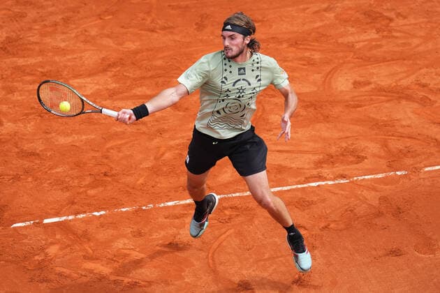 ESP: Barcelona Open Banc, Conde de Godo Trophy Stefanos Tsitsipas during the Barcelona Open Banc Sabadell, Conde de Godo Trophy played at Real Club de Tenis Barcelona on April 22, 2022 in Barcelona, Spain. kpng Copyright: xBaguxBlancox xPRESSINPHOTOx PS_200422_020