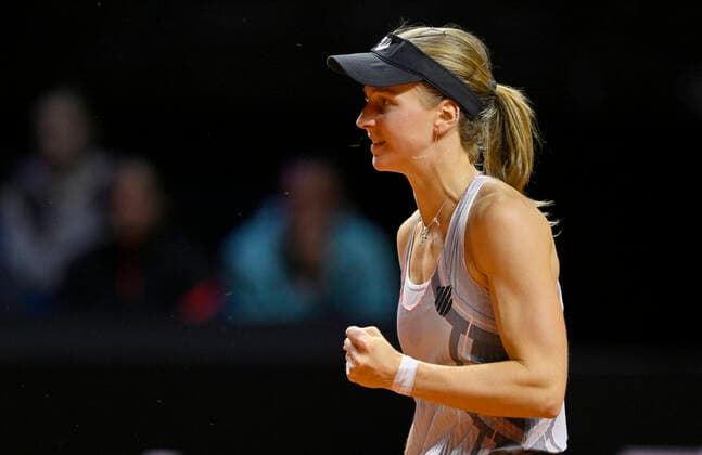 Liudmila Samsonova RUS Cheer Joy Emotion Tennis Women Porsche Cup Porsche Tennis Grand Prix GP Stuttgart 2022 Porsche Arena 22 04 2022 DFL REGULATIONS PROHIBIT ANY USE OF PHOTOGRAPHS AS IMAGE SEQUENCES AND OR QUASI VIDEO Porsche Tennis Grand Prix GP Stuttgart 2022