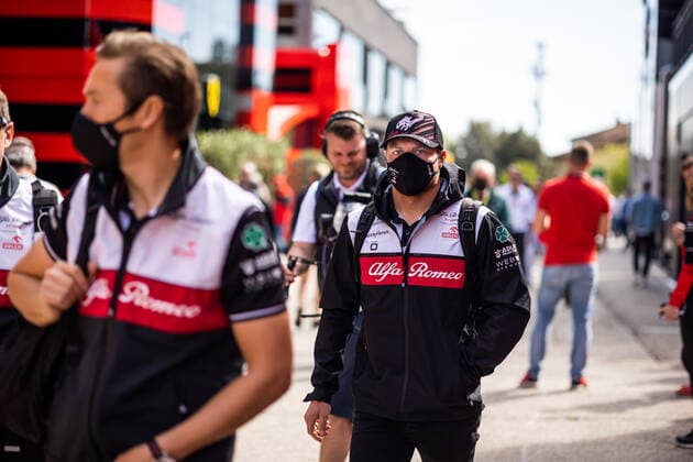 BOTTAS Valtteri (fin), Alfa Romeo F1 Team ORLEN C42, portrait during the Formula 1 Grand Premio del Made in Italy e dell Emilia-Romagna 2022, 4th round of the 2022 FIA Formula One World Championship, WM, Weltmeisterschaft on the Imola Circuit, from April 22 to 24, 2022 in Imola, Italy - F1 - EMILIA ROMAGNA GRAND PRIX 2022 DPPI Panoramic  00122010_GH_77842