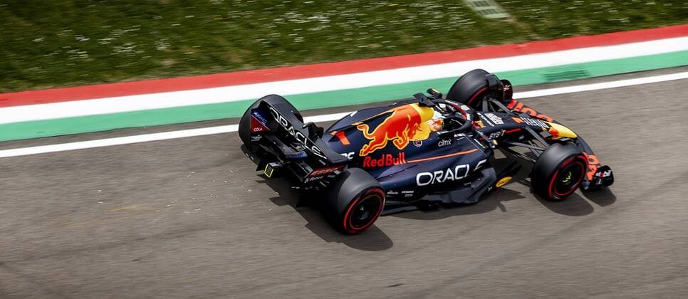 IMOLA Max Verstappen 1 with the Oracle Red Bull Racing RB18 Honda on track during practice 2 ahead of the Emilia Romagna F1 Grand Prix at Autodromo Enzo e Dino Ferrari on April 23, 2022 in Imola, Italy REMKO DE WAAL GP Emilia Romagna 2022 Practice 2 2022 xVIxANPxSportx xxANPxIVx 447496372 originalFilename: 447496372.jpg