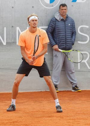 Alexander Zverev GER and coach, coach Sergi Bruguera Tennis BMW Open 2022 ATP MTTC Iphitos Munich Germany 23 April 2022 Copyright: xJuergenxHasenkopfx