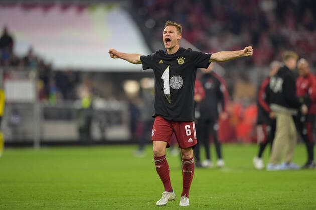 Sport Themen der Woche KW16 Fußball, 1. Bundesliga, 20220423, FC Bayern München - BV Borussia Dortmund. Im Bild Joshua KIMMICH (FC Bayern München, 6) schreit brüllt Jubel Sieg Meisterschaft Meistershirt. München Allianz Arena Bayern Deutschland *** Soccer, 1 Bundesliga, 20220423, FC Bayern München BV Borussia Dortmund Im Bild Joshua KIMMICH FC Bayern München, 6 screams yells victory championship Meistershirt München Allianz Arena Bayern Germany Copyright: Passion2Press MarkusxFischerx